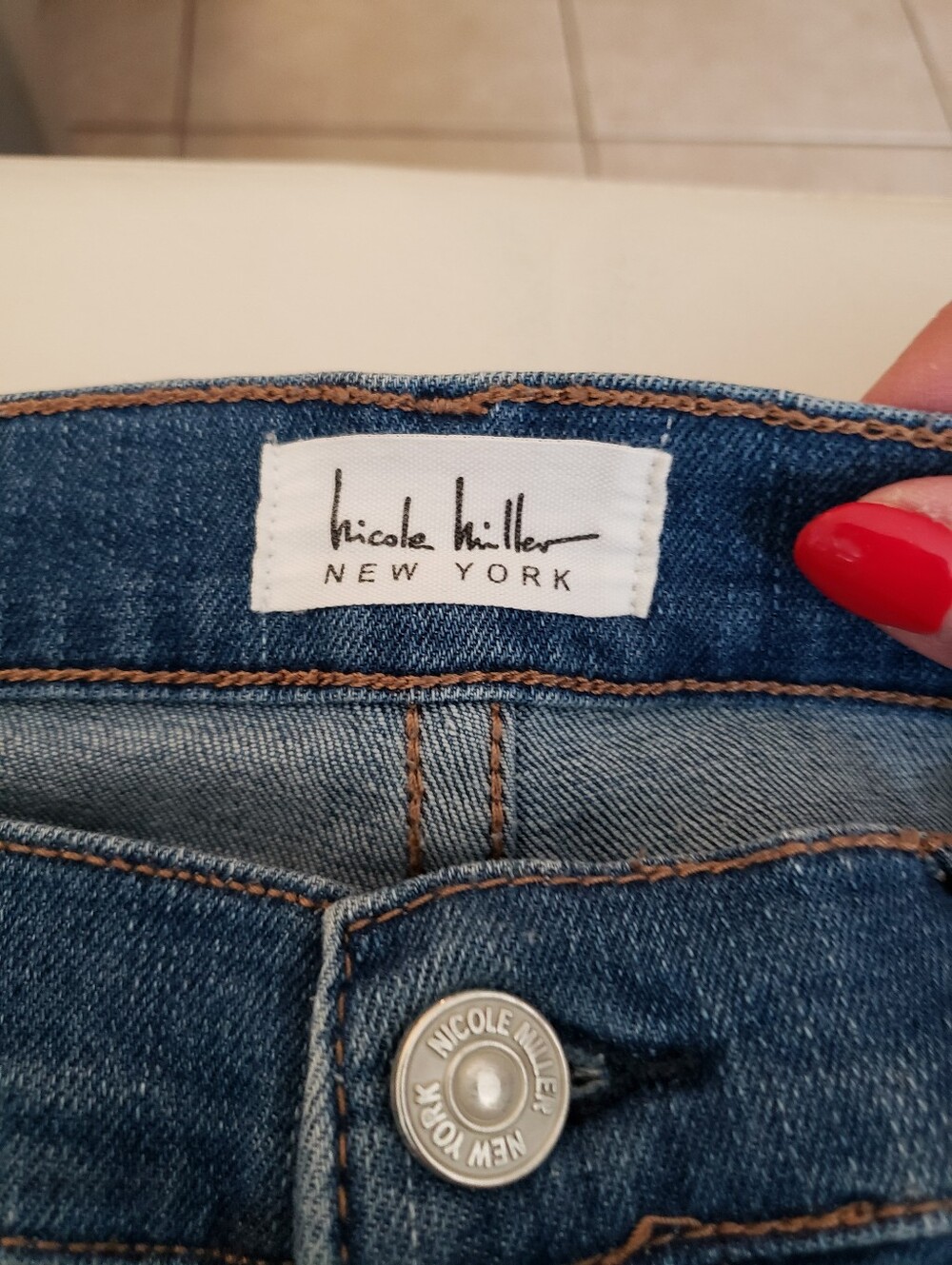 Nicole Miller New York SOHO Women's Skinny Jeans in Midwash Blue Size 8 - Picture 5 of 8